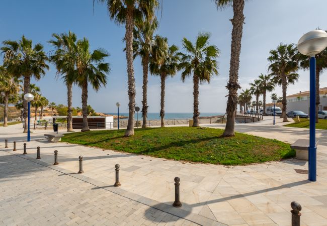 Villa in Orihuela Costa - Fidalsa Prime Mediterranean Beachfront Villa in Orihuela Costa - Fidalsa Prime Mediterranean Beachfront