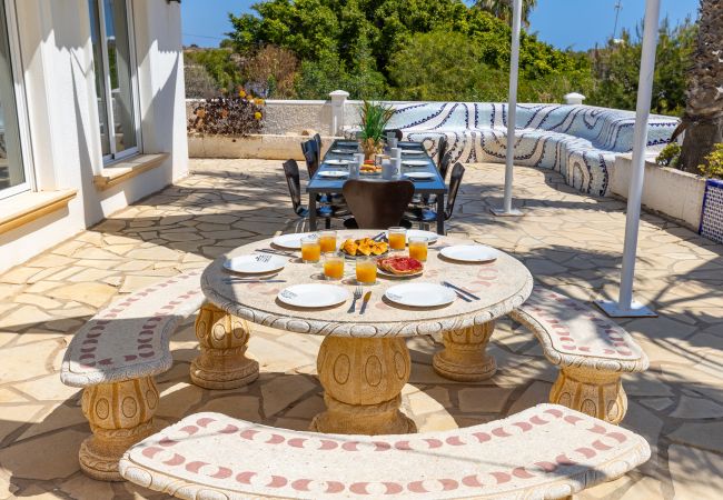 Villa in Orihuela Costa - Fidalsa Prime Mediterranean Beachfront Villa in Orihuela Costa - Fidalsa Prime Mediterranean Beachfront
