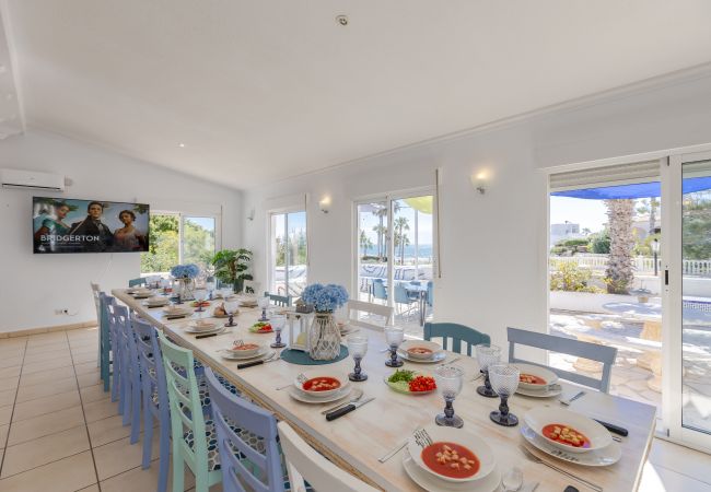 Villa in Orihuela Costa - Fidalsa Prime Mediterranean Beachfront Villa in Orihuela Costa - Fidalsa Prime Mediterranean Beachfront