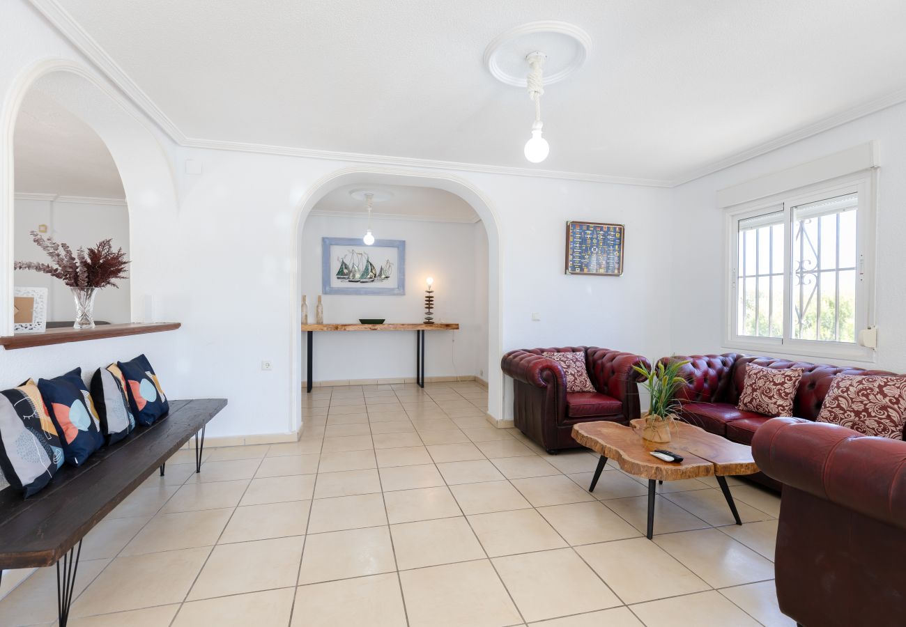 Villa in Orihuela Costa - Fidalsa Prime Mediterranean Beachfront