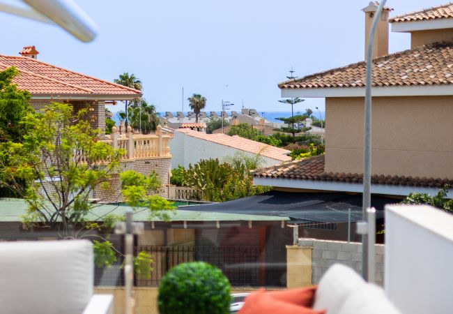Villa in El Campello - Luxurious & Comfy by Fidalsa Villa in El Campello - Luxurious & Comfy by Fidalsa