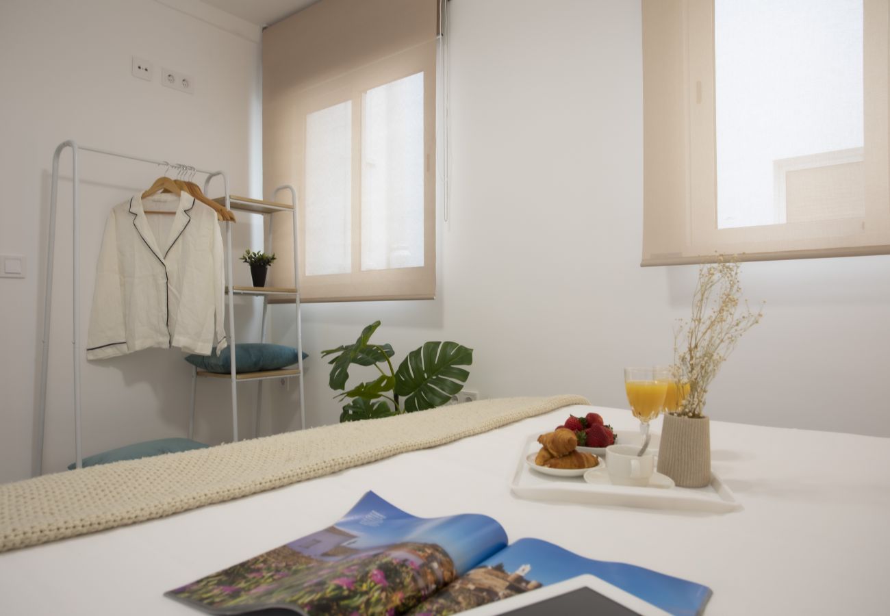 Apartment in Valencia / València - Guillem Sorolla SR