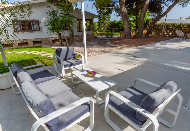 Villa in Alicante - The Urban Mansion by Fidalsa Villa in Alicante - The Urban Mansion by Fidalsa