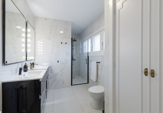 Villa in Alicante - The Urban Mansion by Fidalsa Villa in Alicante - The Urban Mansion by Fidalsa