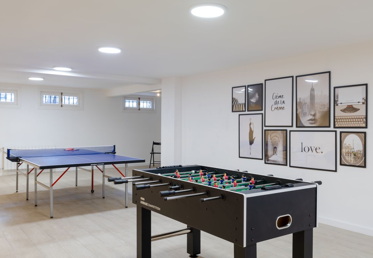 Villa in Alicante / Alacant - The Urban Mansion by Fidalsa