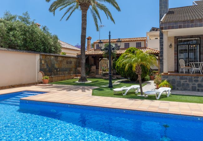 Villa in Orihuela Costa - Paradise Palms by Fidalsa Villa in Orihuela Costa - Paradise Palms by Fidalsa