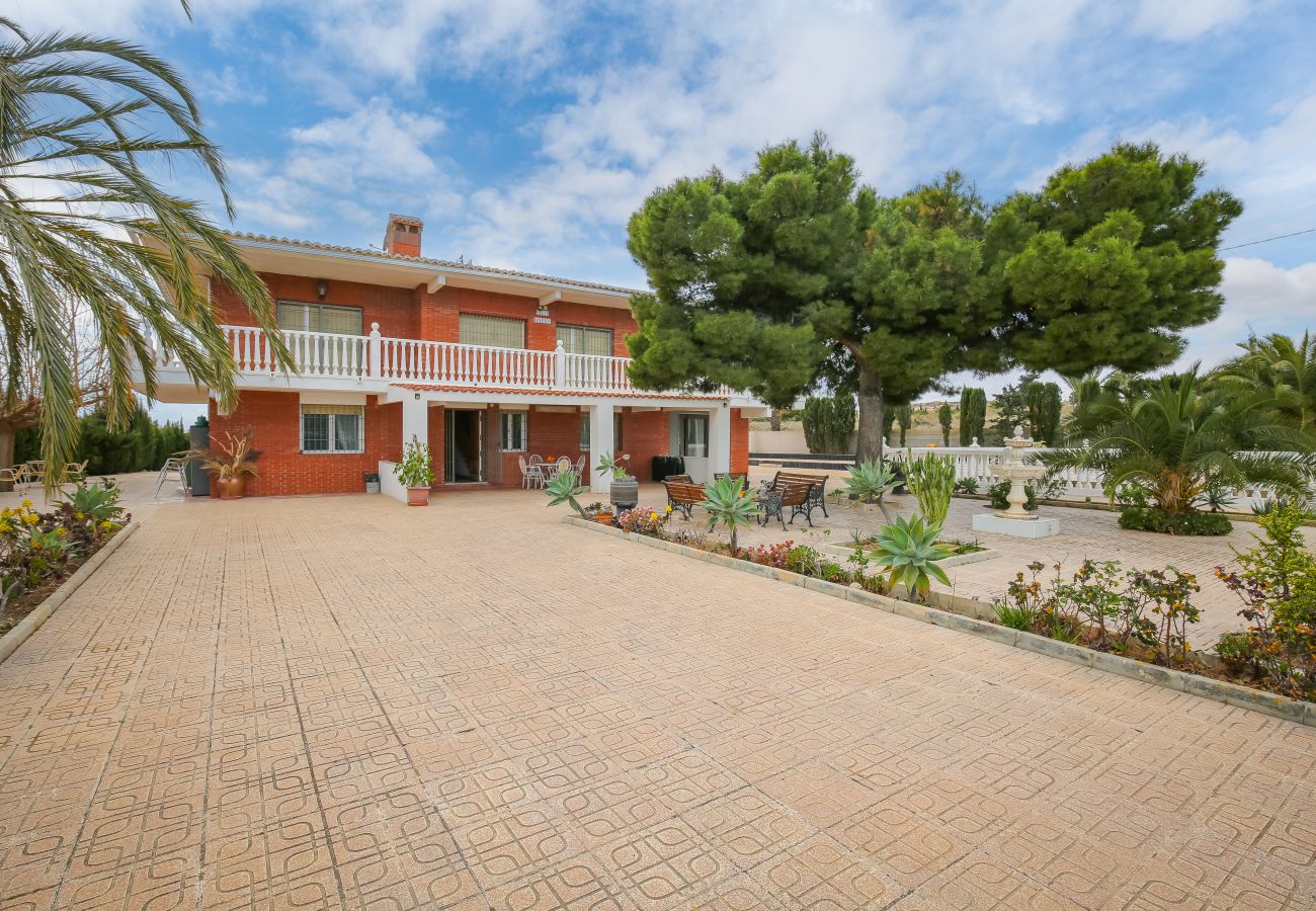 Chalet in El Campello - Sunset Hideaway by Fidalsa