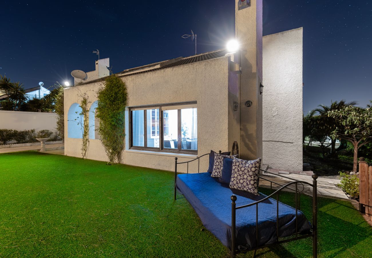 Villa in San Miguel de Salinas - Happy Place by Fidalsa