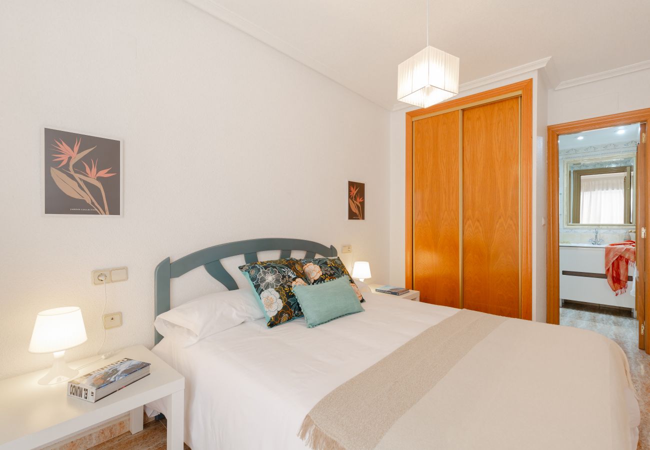 Apartment in Guardamar - Delightful Retreat by Fidalsa