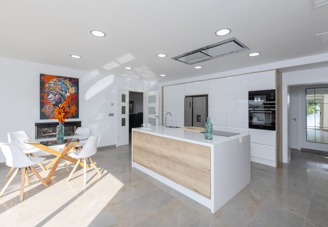 Villa in Almoradi - WaterWheel Villa by Fidalsa Villa in Almoradi - WaterWheel Villa by Fidalsa