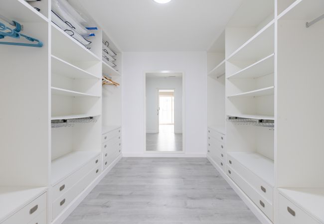 Villa in Almoradi - WaterWheel Villa by Fidalsa Villa in Almoradi - WaterWheel Villa by Fidalsa