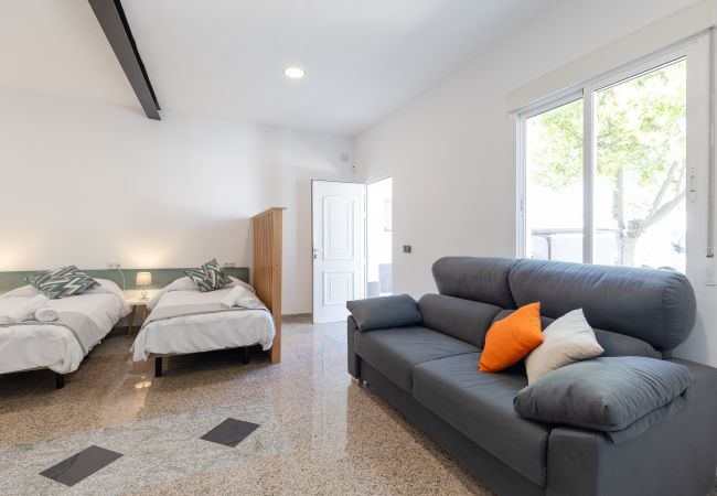 Villa in Almoradi - WaterWheel Villa by Fidalsa Villa in Almoradi - WaterWheel Villa by Fidalsa