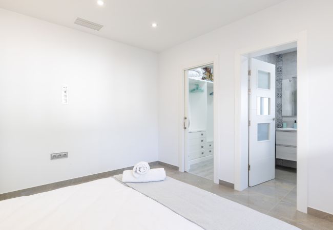 Villa in Almoradi - WaterWheel Villa by Fidalsa Villa in Almoradi - WaterWheel Villa by Fidalsa