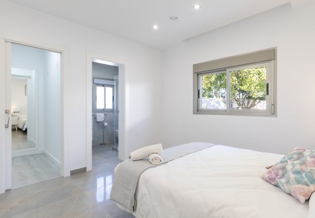 Villa in Almoradi - WaterWheel Villa by Fidalsa Villa in Almoradi - WaterWheel Villa by Fidalsa