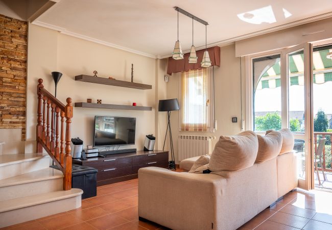 Terraced House in Argoños - Seaside Retreat by Fidalsa Terraced House in Argoños - Seaside Retreat by Fidalsa