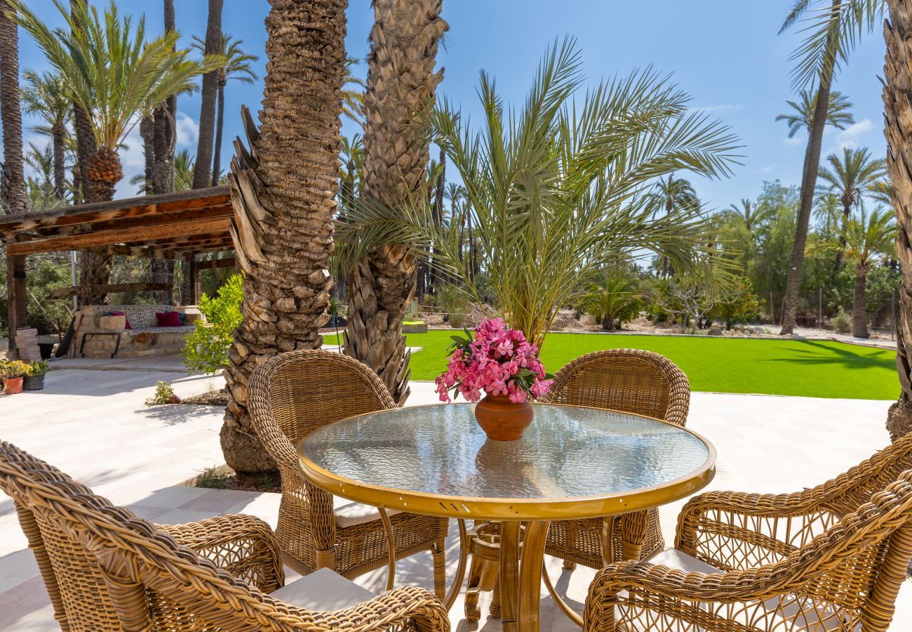 Villa in Elche - Historical Palms Villa by Fidalsa