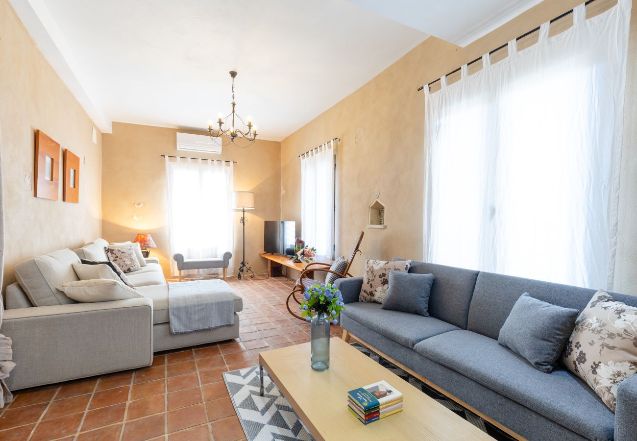 Villa in Elche - Historical Palms Villa by Fidalsa