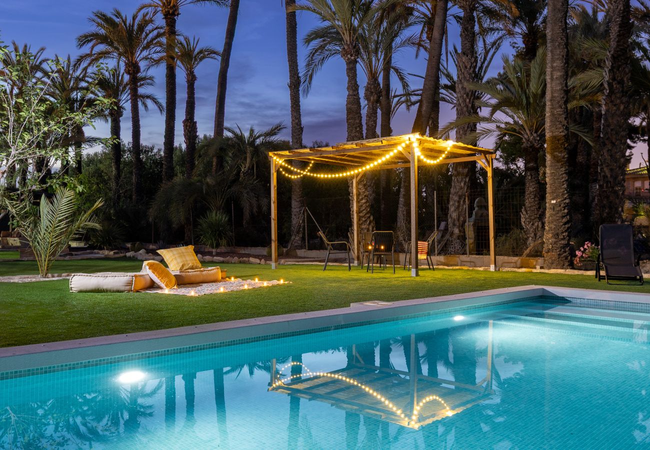 Villa in Elche - Historical Palms Villa by Fidalsa