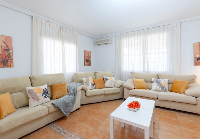 Villa in Elche - Secret Oasis by Fidalsa Villa in Elche - Secret Oasis by Fidalsa