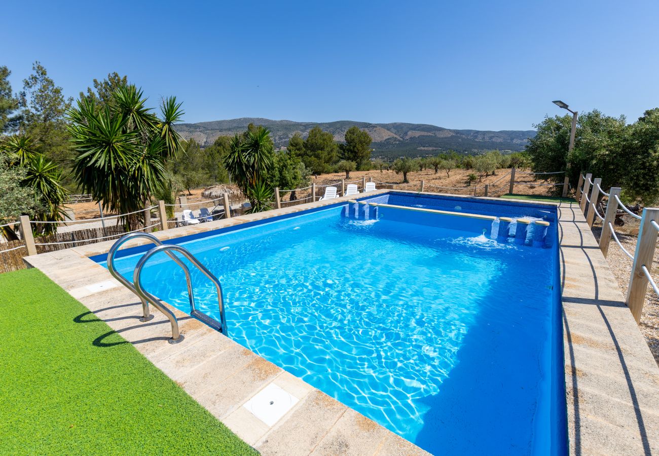 Villa in Ibi - Rustic Escape by Fidalsa