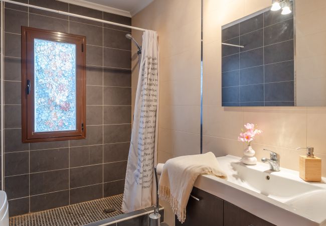 Villa in Busot - Mountain Beautiful by Fidalsa Villa in Busot - Mountain Beautiful by Fidalsa