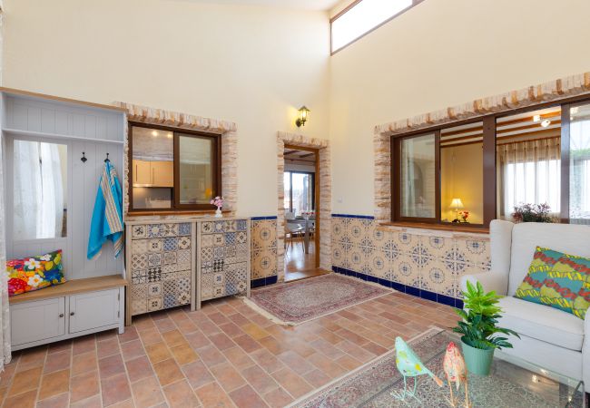 Villa in Busot - Mountain Beautiful by Fidalsa Villa in Busot - Mountain Beautiful by Fidalsa