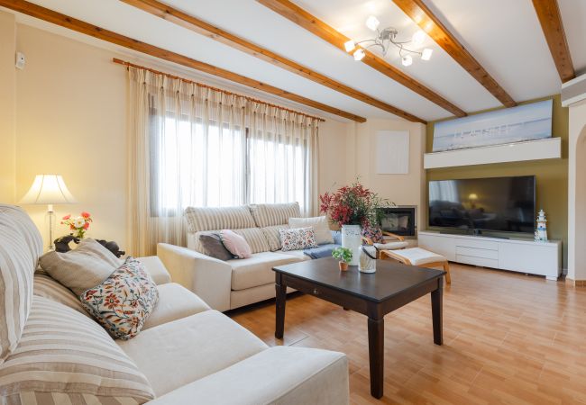 Villa in Busot - Mountain Beautiful by Fidalsa Villa in Busot - Mountain Beautiful by Fidalsa