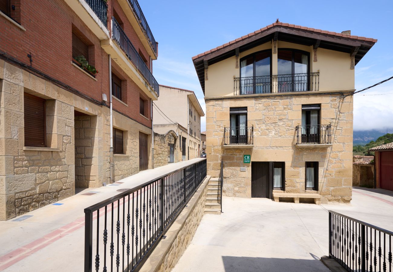 Villa in  Villabuena de Álava/Eskuernaga - Wine Escape by Fidalsa