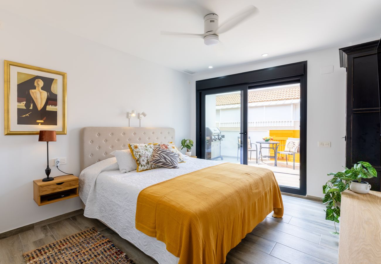 Apartment in Torrevieja - Penthouse Morning Star by Fidalsa