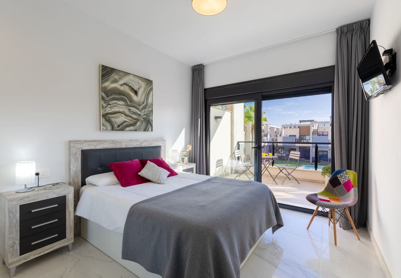 Villa in Guardamar - Laguna Rocher by fidalsa
