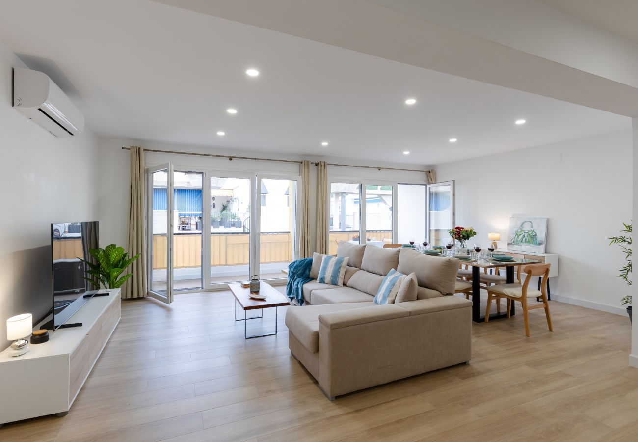 Apartment in Alicante / Alacant - City and Beach by Fidalsa