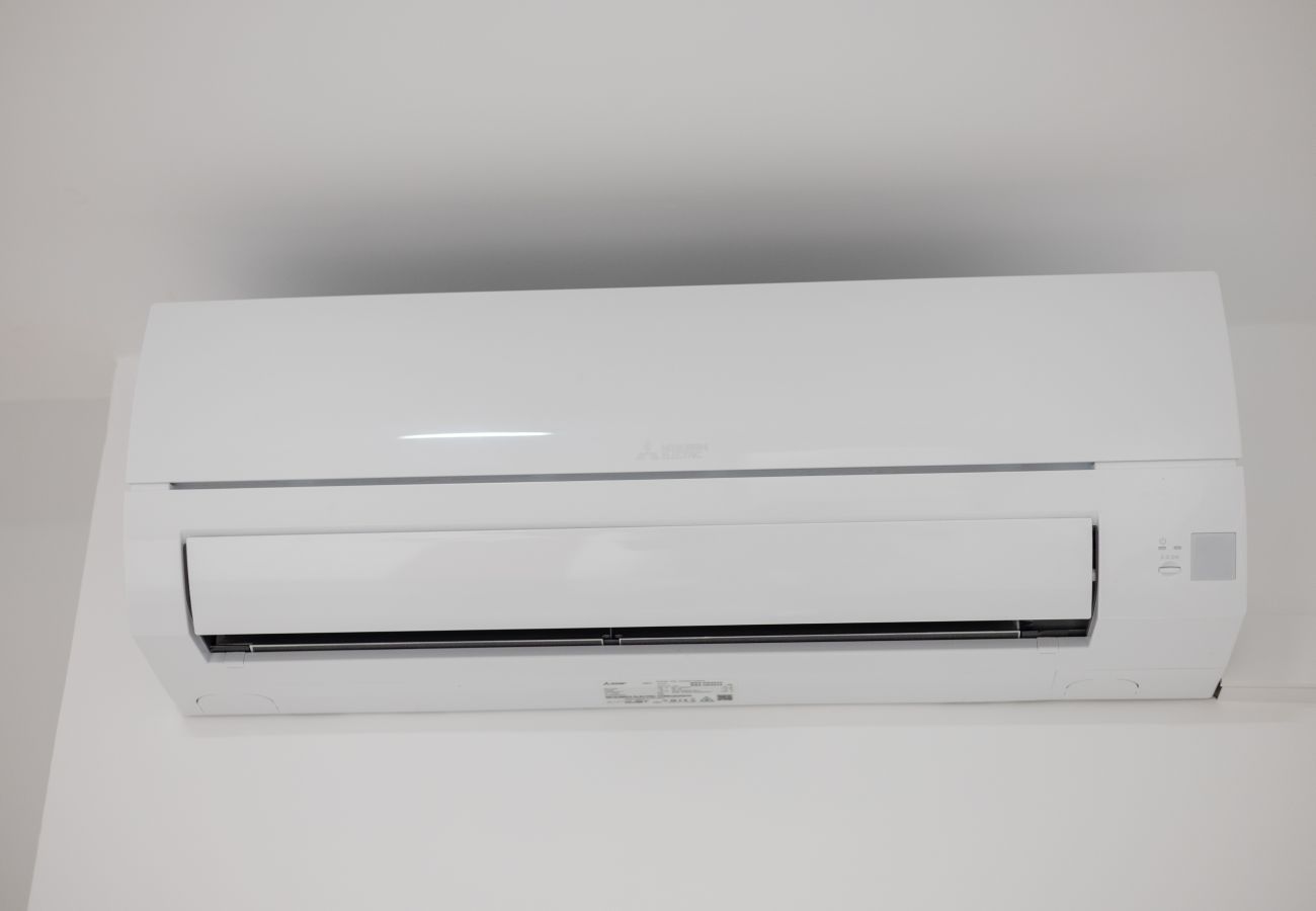 Apartment in Alicante / Alacant - City and Beach by Fidalsa