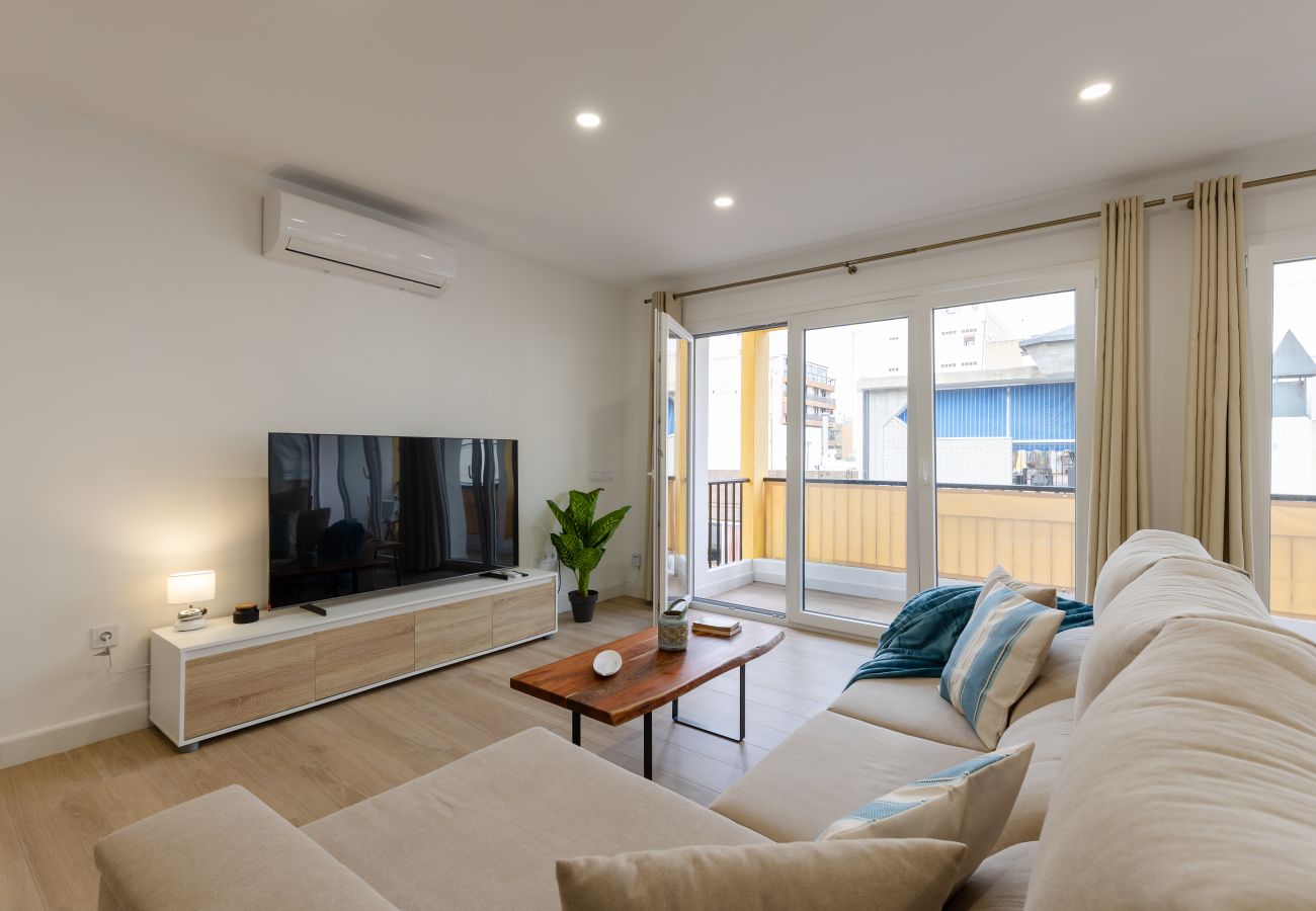 Apartment in Alicante / Alacant - City and Beach by Fidalsa