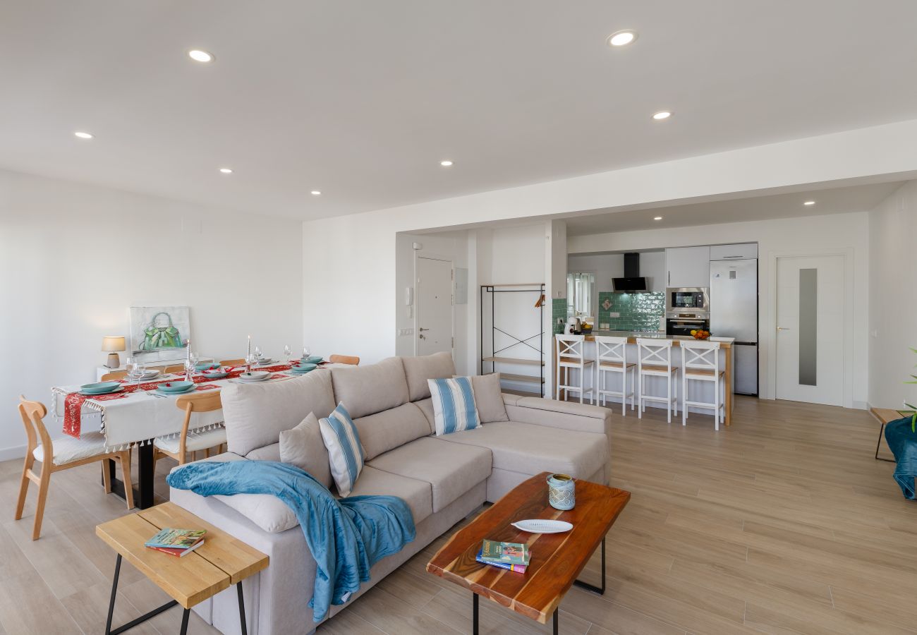 Apartment in Alicante / Alacant - City and Beach by Fidalsa