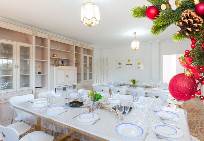 Villa à Mutxamel / Muchamiel - Fidalsa Grand White House