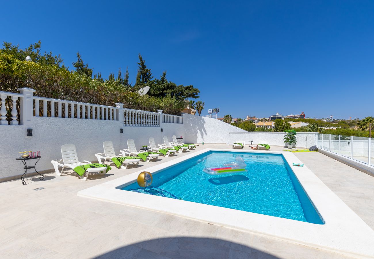 Villa à Orihuela Costa - Fidalsa Grand Mediterranean Beachfront