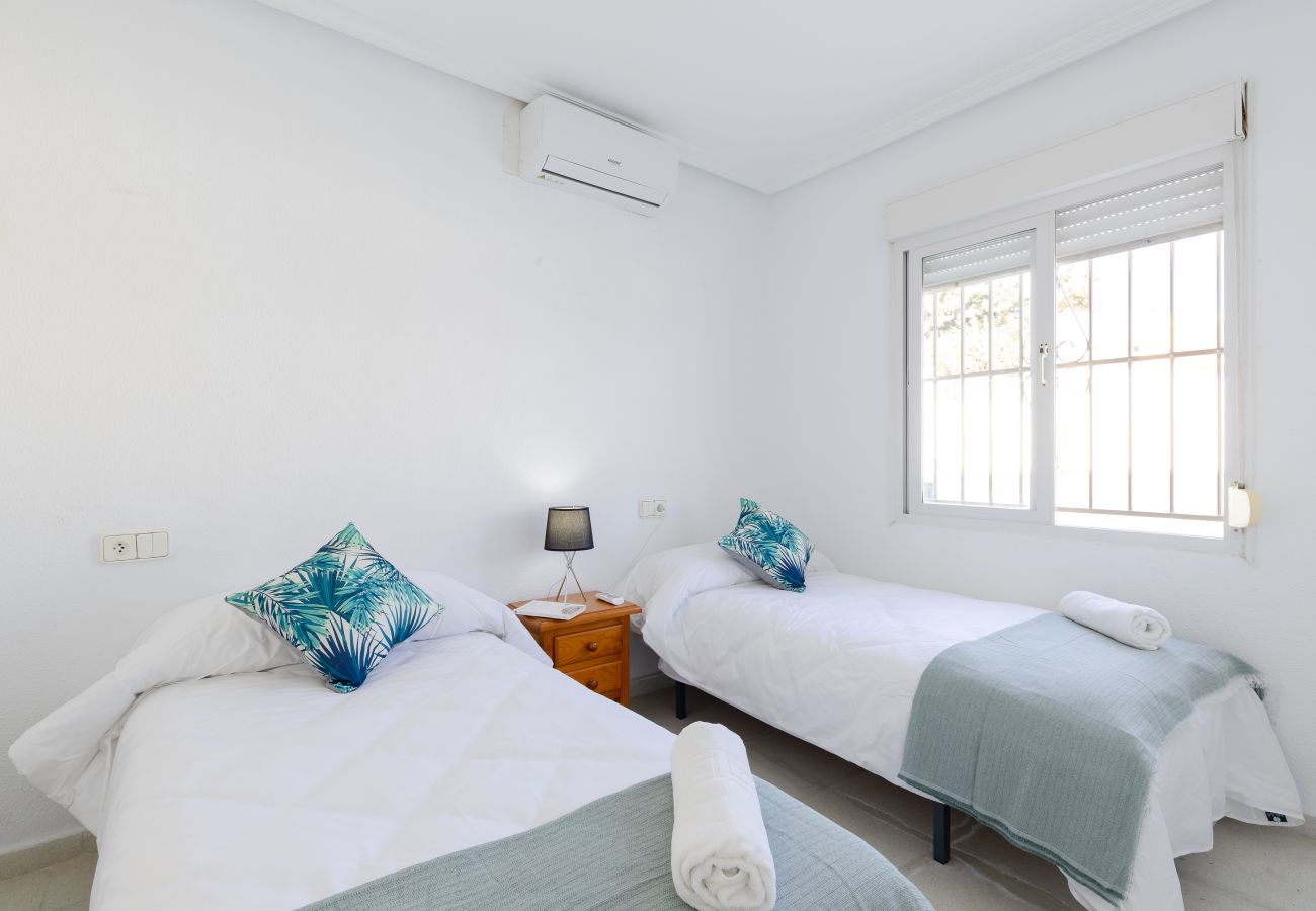 Villa à Orihuela Costa - Fidalsa Prime Mediterranean Beachfront