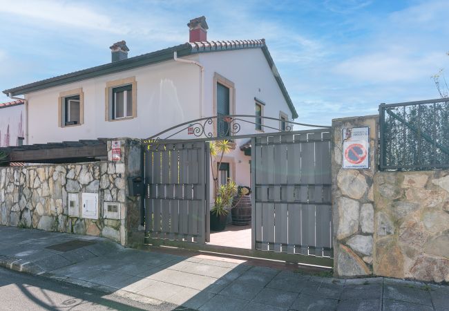 Maison mitoyenne à Argoños - Seaside Retreat by Fidalsa Maison mitoyenne à Argoños - Seaside Retreat by Fidalsa