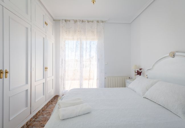 Вилла на Mutxamel / Muchamiel - Fidalsa Grand White House Вилла на Mutxamel / Muchamiel - Fidalsa Grand White House