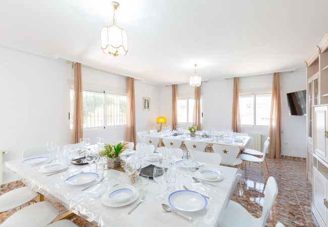 Вилла на Mutxamel / Muchamiel - Fidalsa Grand White House Вилла на Mutxamel / Muchamiel - Fidalsa Grand White House