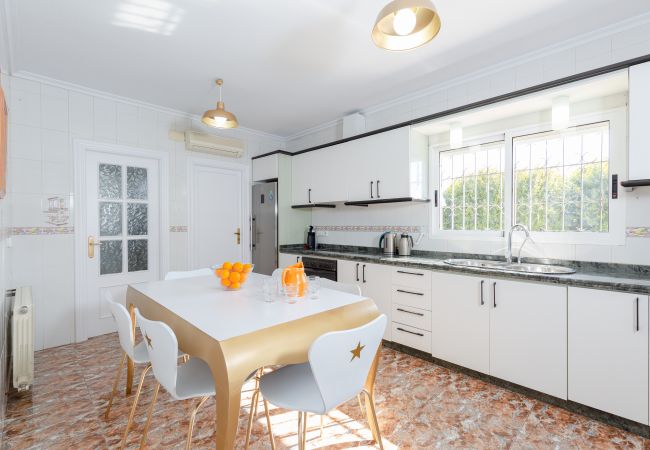Вилла на Mutxamel / Muchamiel - Fidalsa Grand White House Вилла на Mutxamel / Muchamiel - Fidalsa Grand White House