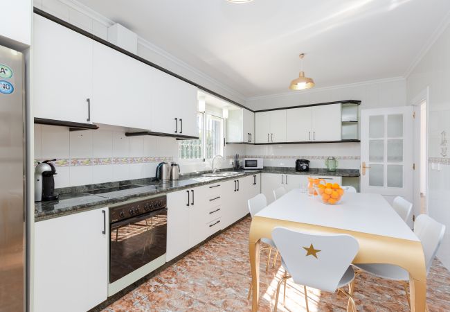 Вилла на Mutxamel / Muchamiel - Fidalsa Grand White House Вилла на Mutxamel / Muchamiel - Fidalsa Grand White House