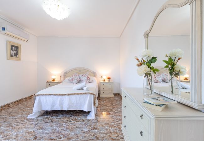 Вилла на Mutxamel / Muchamiel - Fidalsa Grand White House Вилла на Mutxamel / Muchamiel - Fidalsa Grand White House