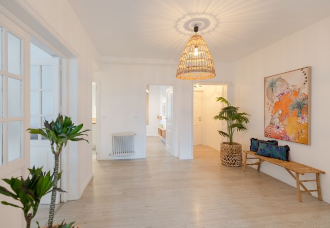 Вилла на Alicante - The Urban Mansion by Fidalsa Вилла на Alicante - The Urban Mansion by Fidalsa