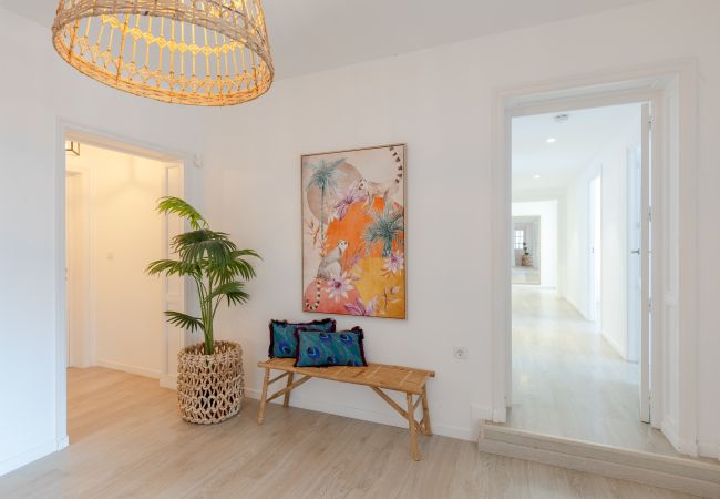 Вилла на Alicante - The Urban Mansion by Fidalsa Вилла на Alicante - The Urban Mansion by Fidalsa