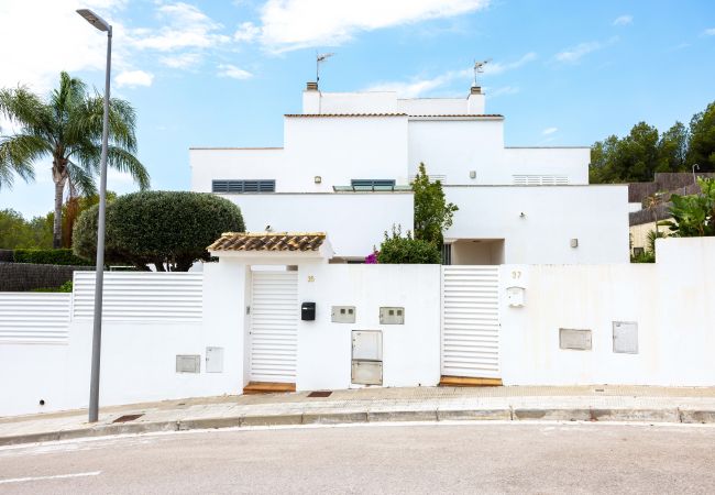 Вилла на Calafell - SeaViews Elegance by Fidalsa Вилла на Calafell - SeaViews Elegance by Fidalsa