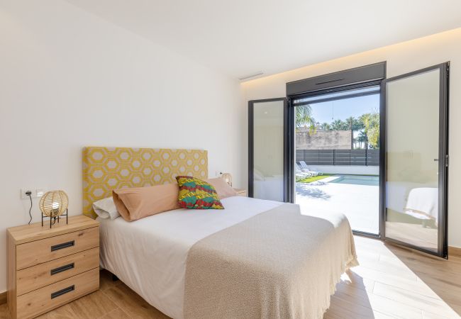 Вилла на Catral - Palm Breeze Villa by Fidalsa Вилла на Catral - Palm Breeze Villa by Fidalsa