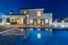 Вилла на Catral - Palm Breeze Villa by Fidalsa Вилла на Catral - Palm Breeze Villa by Fidalsa