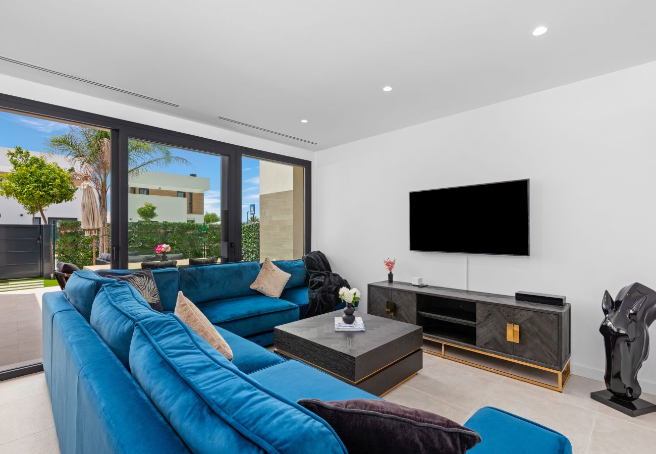 Вилла на Torre Pacheco - DreamInBlue Villa by Fidalsa